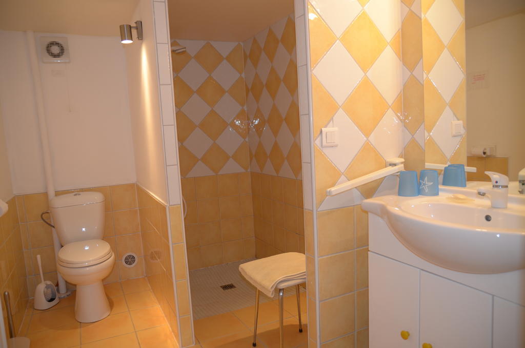 Villa Le Petit Bacalan Mormoiron Zimmer foto